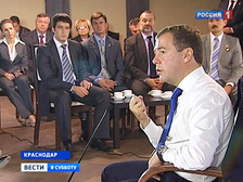 Медведев: мы должны избежать головокружения от успехов