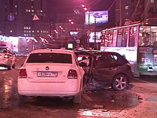 В центре Москвы столкнулись шесть автомобилей, один человек скончался